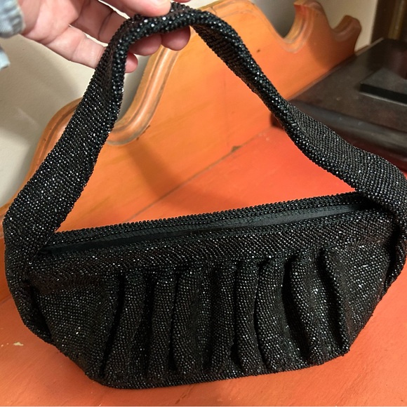 Gorgeous vintage beaded black purse handbag quality made squeeze frame stunning! - Picture 2 of 11